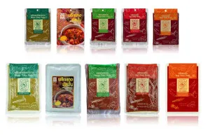 MAE NOI Traditional Thai Curry Pastes