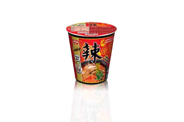 NISSIN CUP Instant Noodle, Korean Hot & Spicy Soup - 68 g