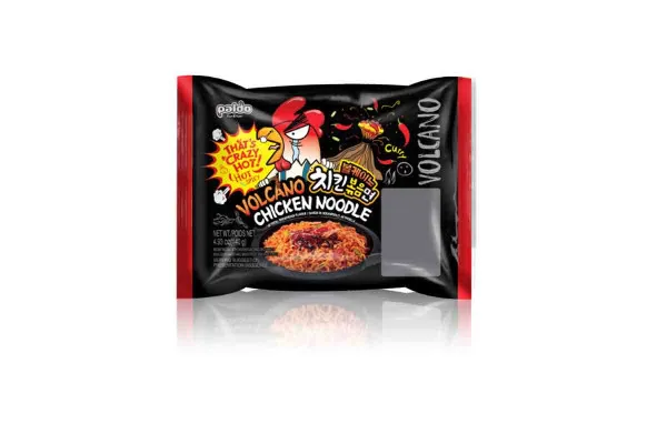 PALDO, Volcano Curry Chicken Noodle - 140g 