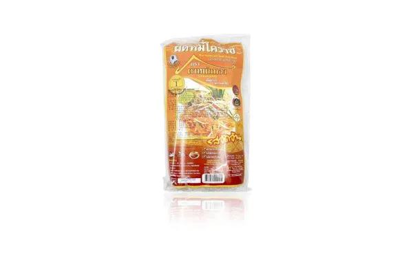 TUMNAKTHONG Korat Stir-Fried Noodles Meal Kit, Spicy - 200 g