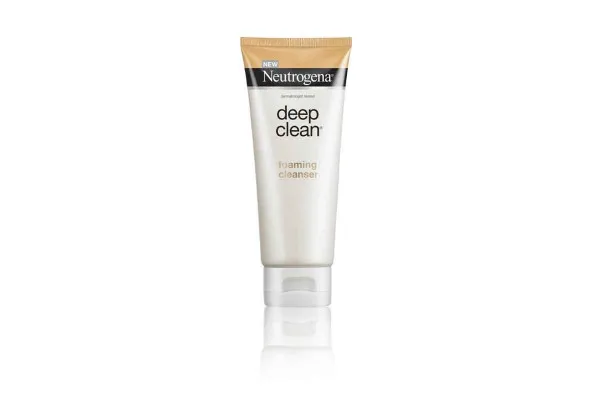 NEUTROGENA Deep Clean Cushion Foaming Cleanser - 100 g