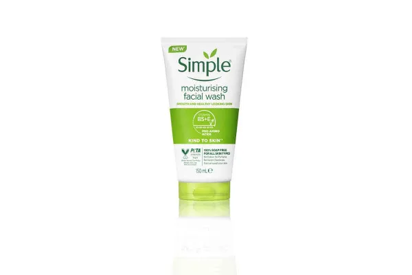 SIMPLE Moisturising Facial Wash - 150 ml 