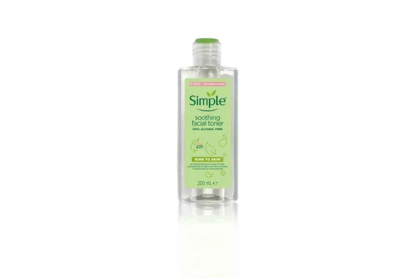 SIMPLE Soothing Facial Toner - 200 ml 