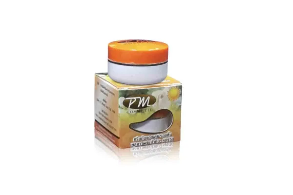 PM COSMETIC Plu Kaow Sunscreen (Orange) - 7 g 