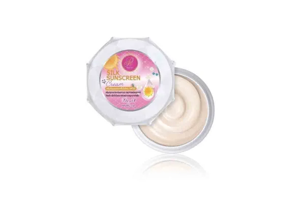 PRAEWA WHITE Silk Sunscreen Cream - 12 g