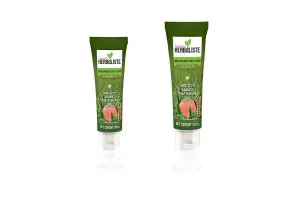 TWIN LOTUS Toothpastes with Popular Formulas